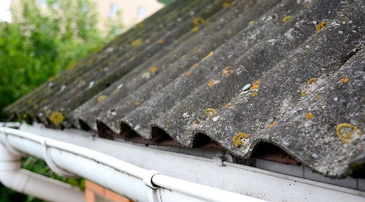 Choose the Best Roofing Experts to Protect Your Roofs against Damage