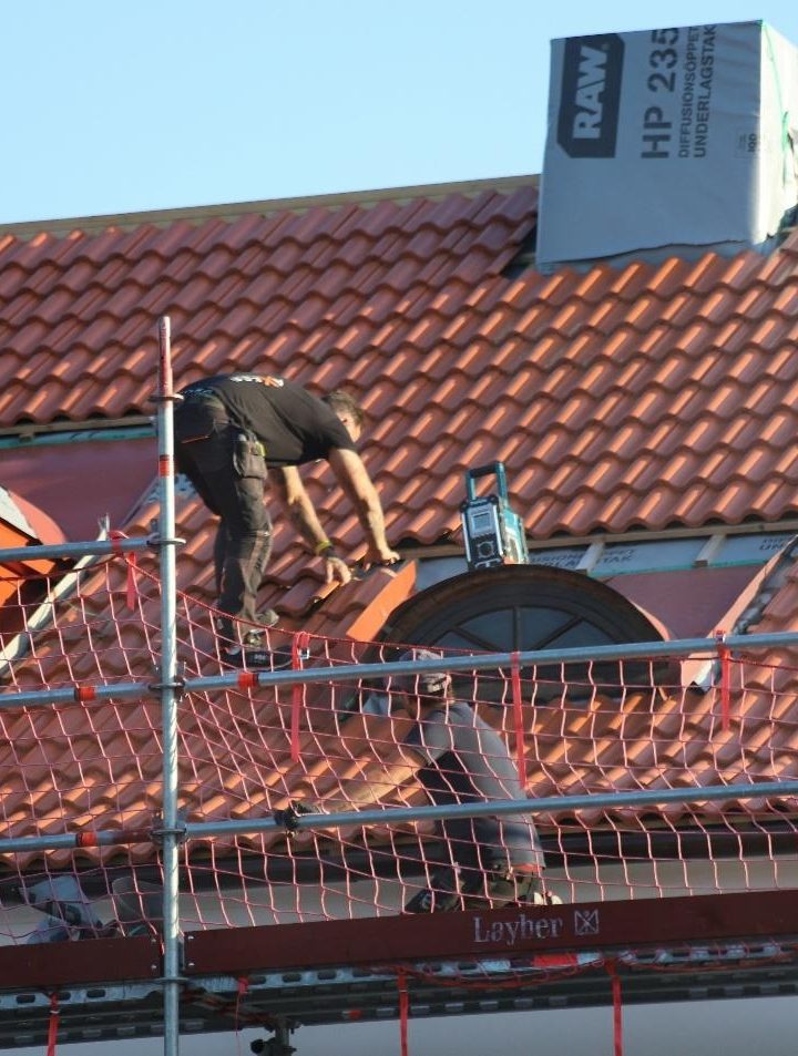 Roofing Leak Repair Made Simple: A Beginner’s How-To Guide