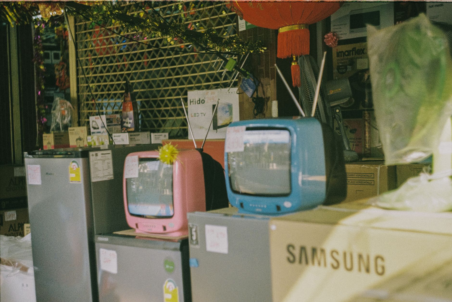 LED TVs